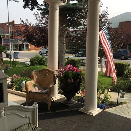 Hickory House Inn Anaconda Bagian luar foto