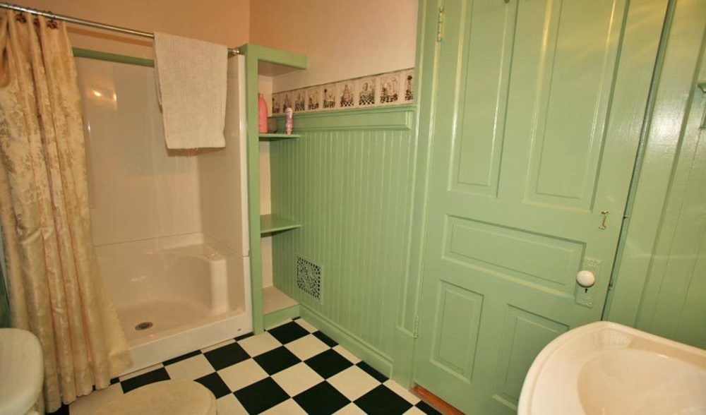 Hickory House Inn Anaconda Bagian luar foto